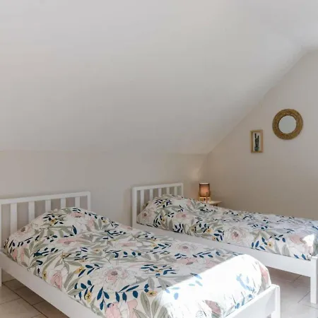 Holiday home Paisy-cosdon, 6 Pieces, 9 Personnes - Fr-1-543-85 *